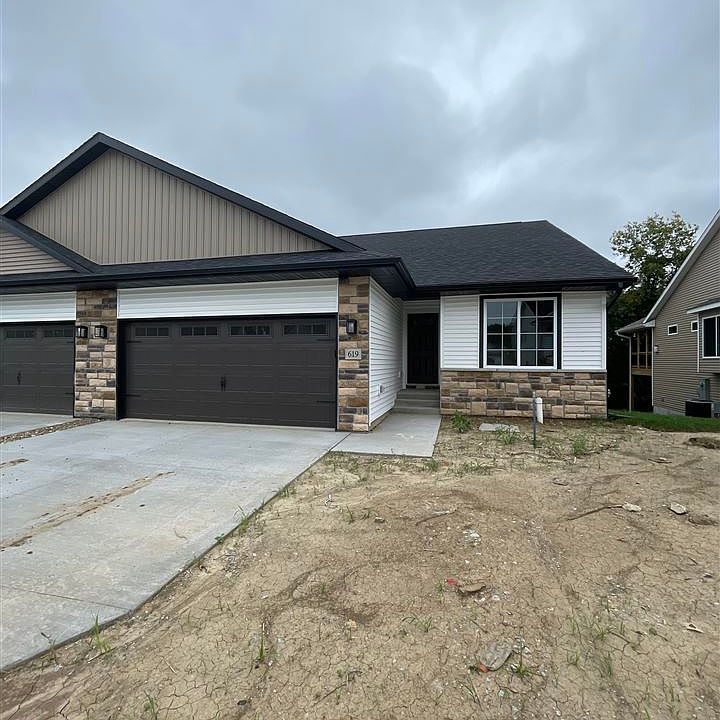 1st image of 619 Hillside Dr