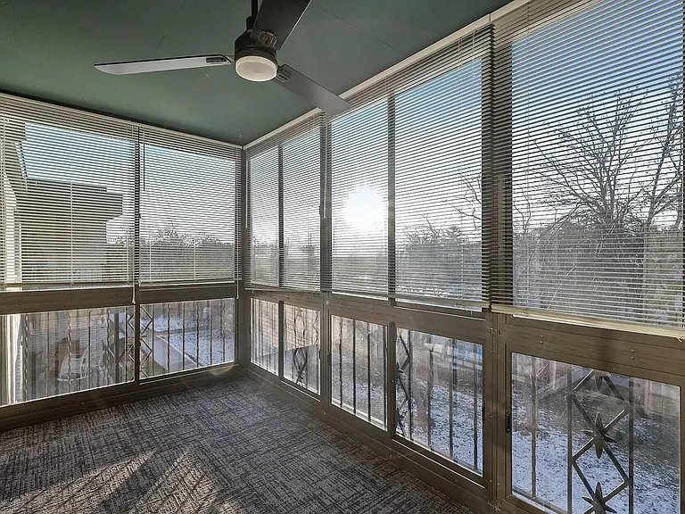 3 season porch