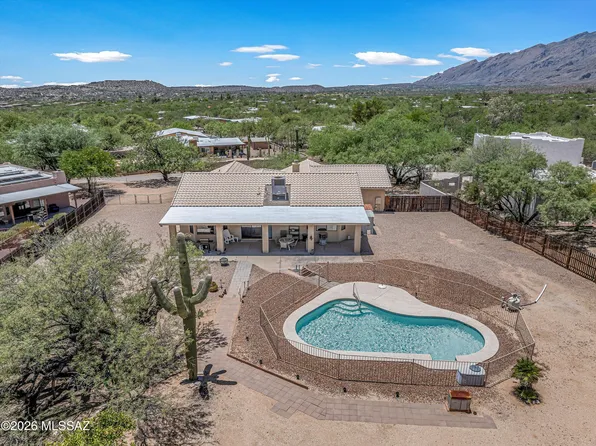 4940 N Castle Ridge Rd, Tucson, AZ 85749