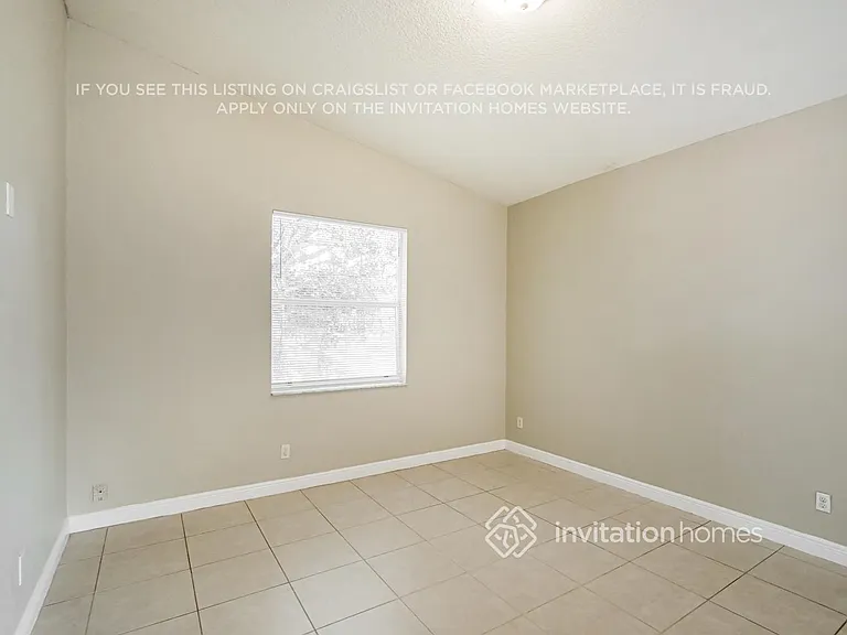 5221 SW 141st Ave — Photo 9