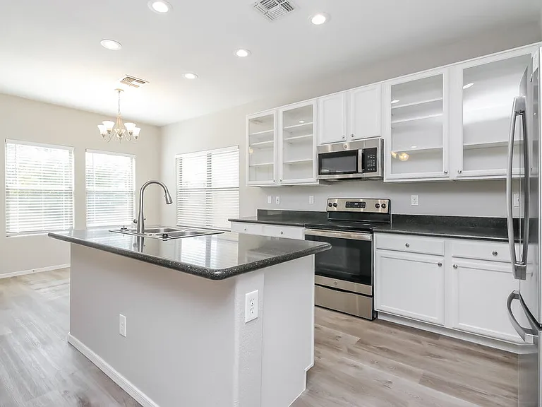 22224 S 211th Way — Photo 8