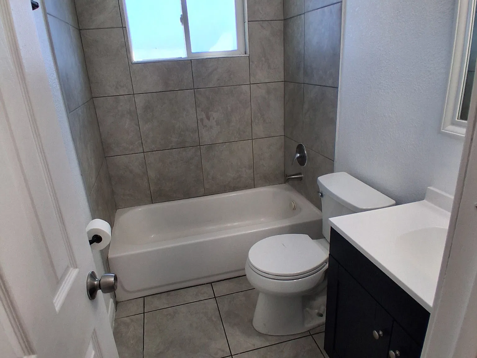 2 bed, 1260 sqft, $1,250 — Photo 2