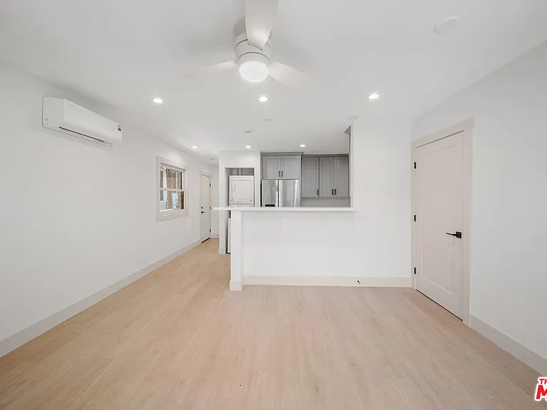 323 N Avenue 52 — Photo 6