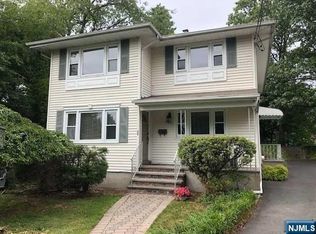 66 Leone Ct, Ridgewood, NJ 07450