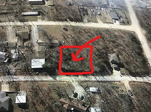 2nd image of Red Oak Rd