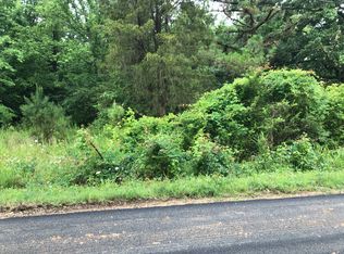 215 Hill Rd, Paris, TN 38242