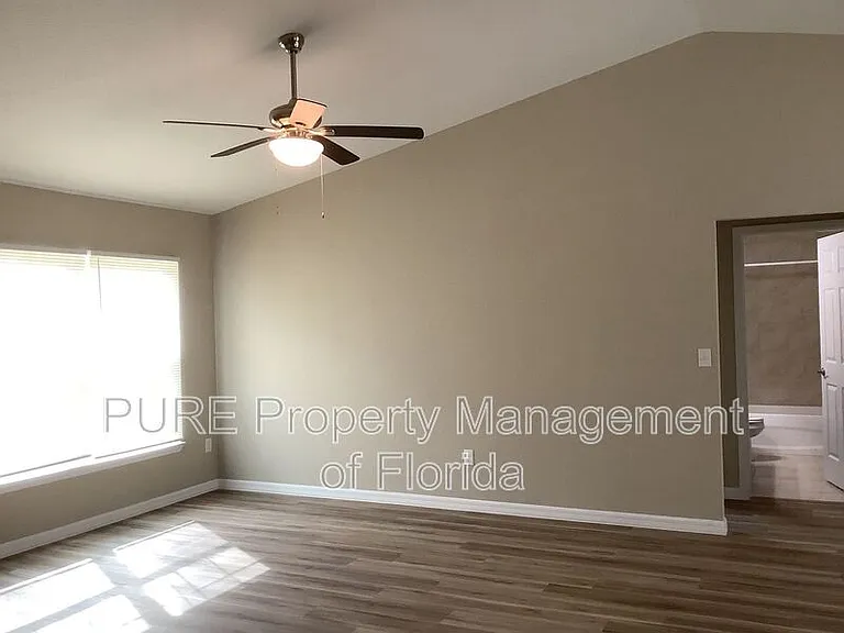 14010 SW 79th Ter — Photo 4
