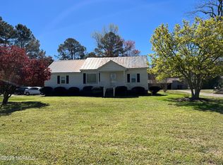 7116 Woodbridge Rd, Stantonsburg, NC 27883