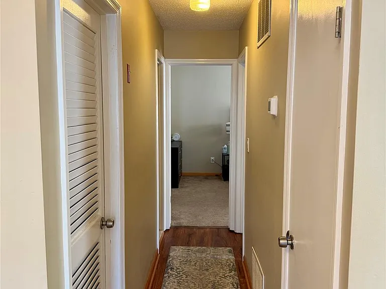 4013 Whispering Hls — Photo 9