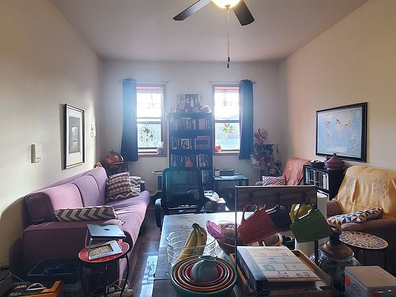 2nd image of 1432 28th Ave APT 2R