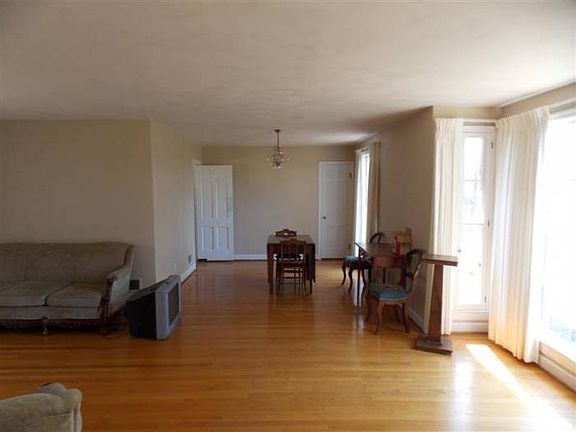 Living and Dining Area