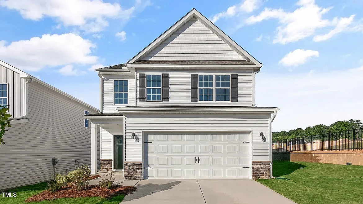 3 bed, 2148 sqft, $2,300 — Photo 1