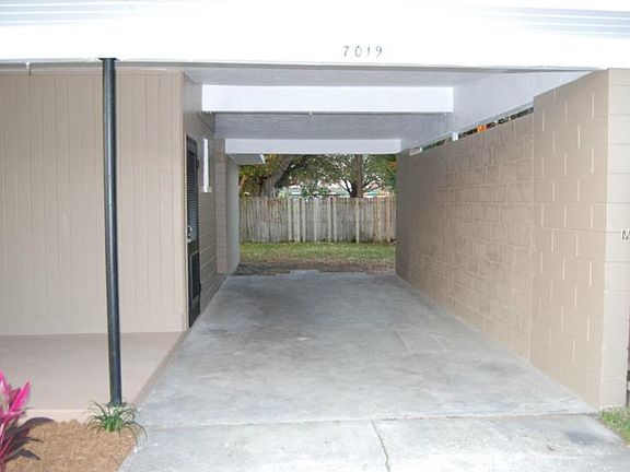 5th image of 7019 Darien Way