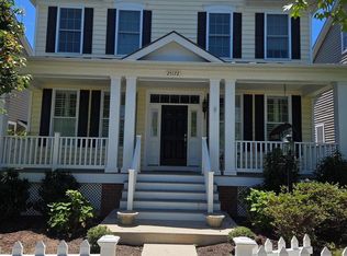 25172 Riding Center Dr, Chantilly, VA 20152