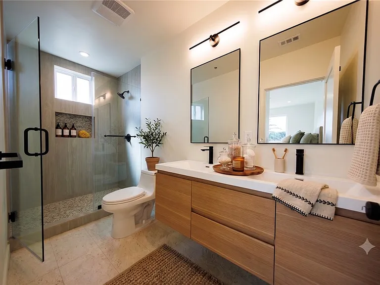 5933 Comey Ave #1 — Photo 6
