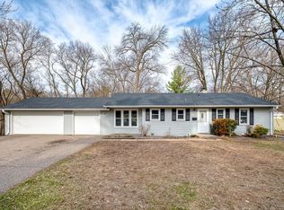 4246 Oak Drive Ln, Minnetonka, MN 55343