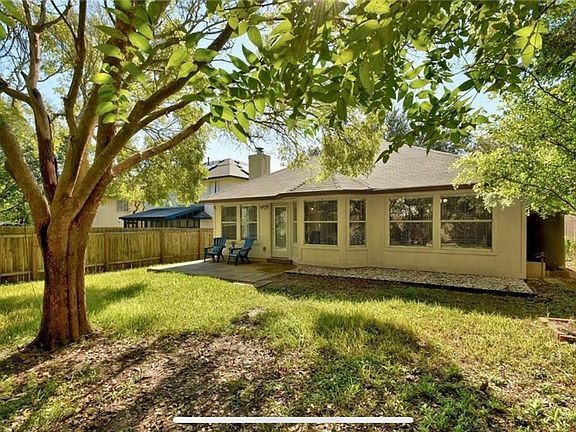 3rd image of 1312 Strickland Dr