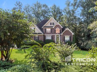 9451 Woodlawn Dr, Douglasville, GA 30135