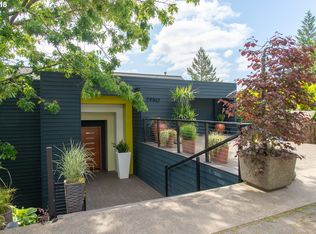 2980 SW Canterbury Ln, Portland, OR 97205