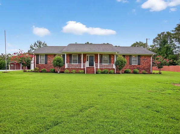 1621 W Georgia Rd, Woodruff, SC 29388