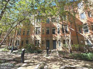 2227 12th Ct N, Arlington, VA 22201