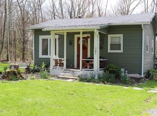 161 Little Walker Rd, Shohola, PA 18458