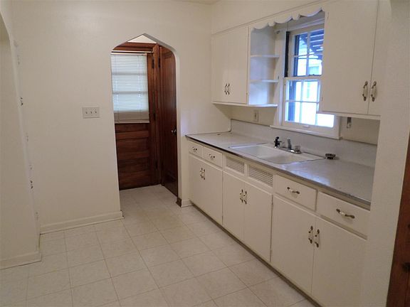 5th image of 1518 Durango Ave