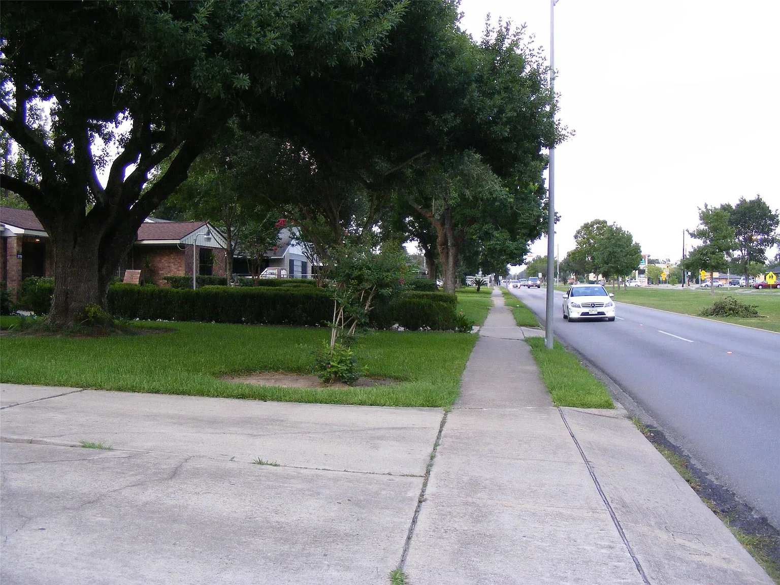 3 bed, 2.0 bath, 1478 sqft, $1,500 — Photo 4