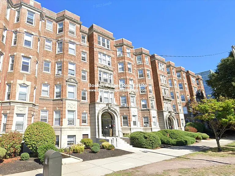 1111 Boylston St #49 — Photo 9