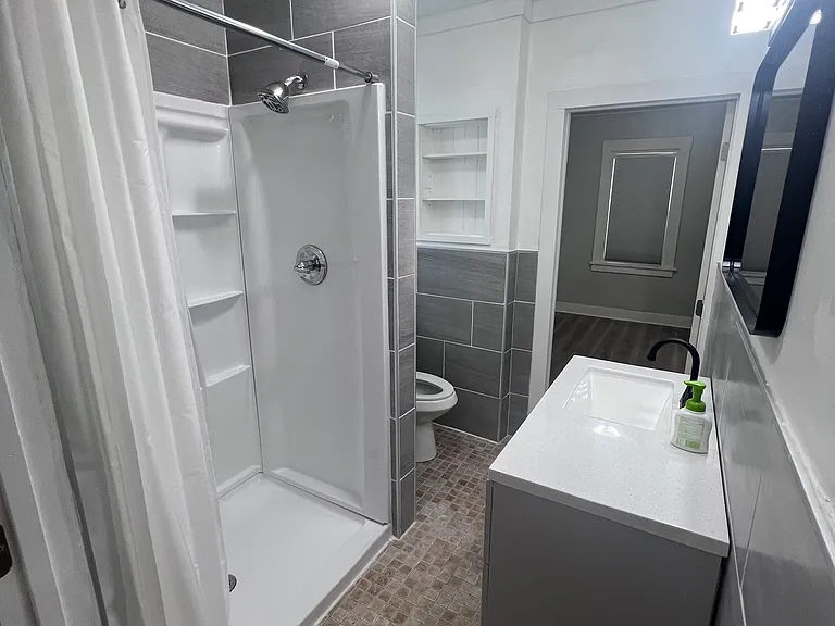 1624 W Maxwell Ave — Photo 7