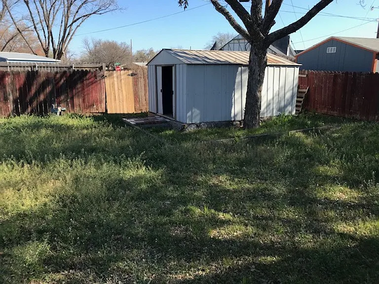 5234 Burbank Dr — Photo 14