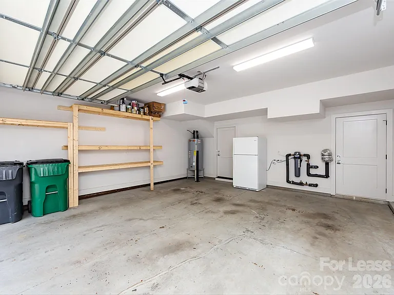 1207 E 36th St #3 — Photo 43