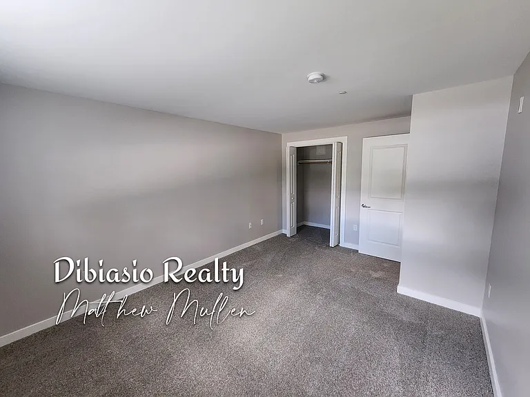 21 Pond St #2 — Photo 8