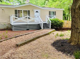 8 Dixie Dr, Stockbridge, GA 30281