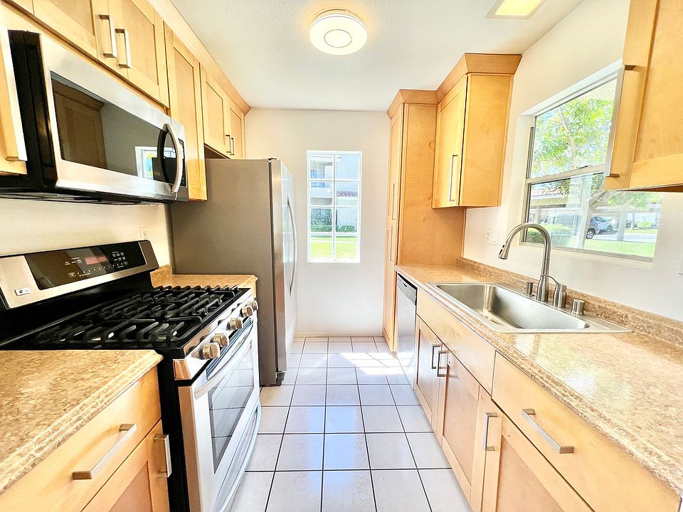 1st image of 10656 Aderman Ave APT 29