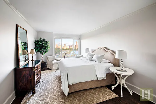 Sold by Halstead Real Estate | media 30