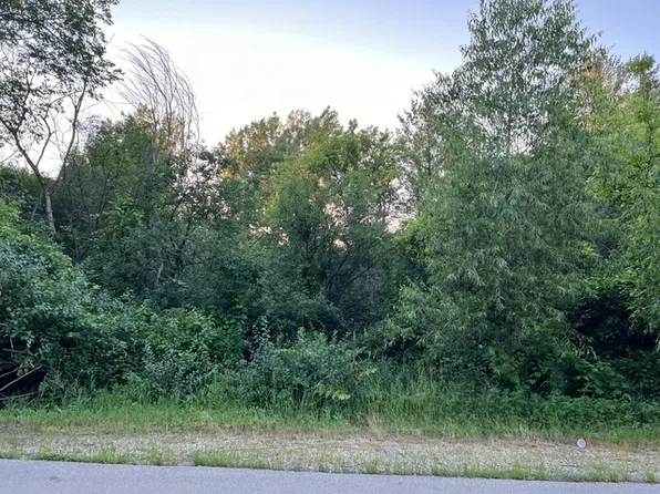 100 Hawthorne Rd Lot 7-11, Barrington, IL 60010