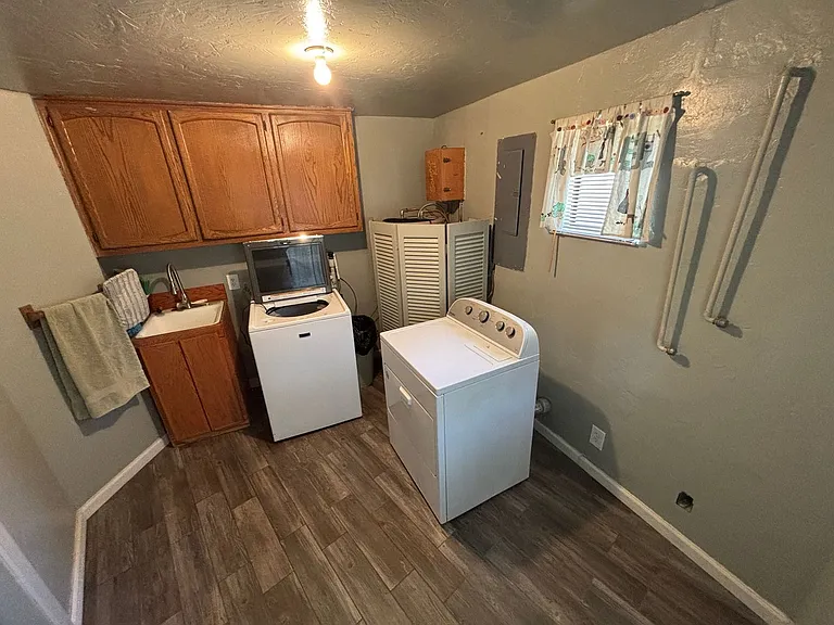 13633 Summit Valley Rd — Photo 24