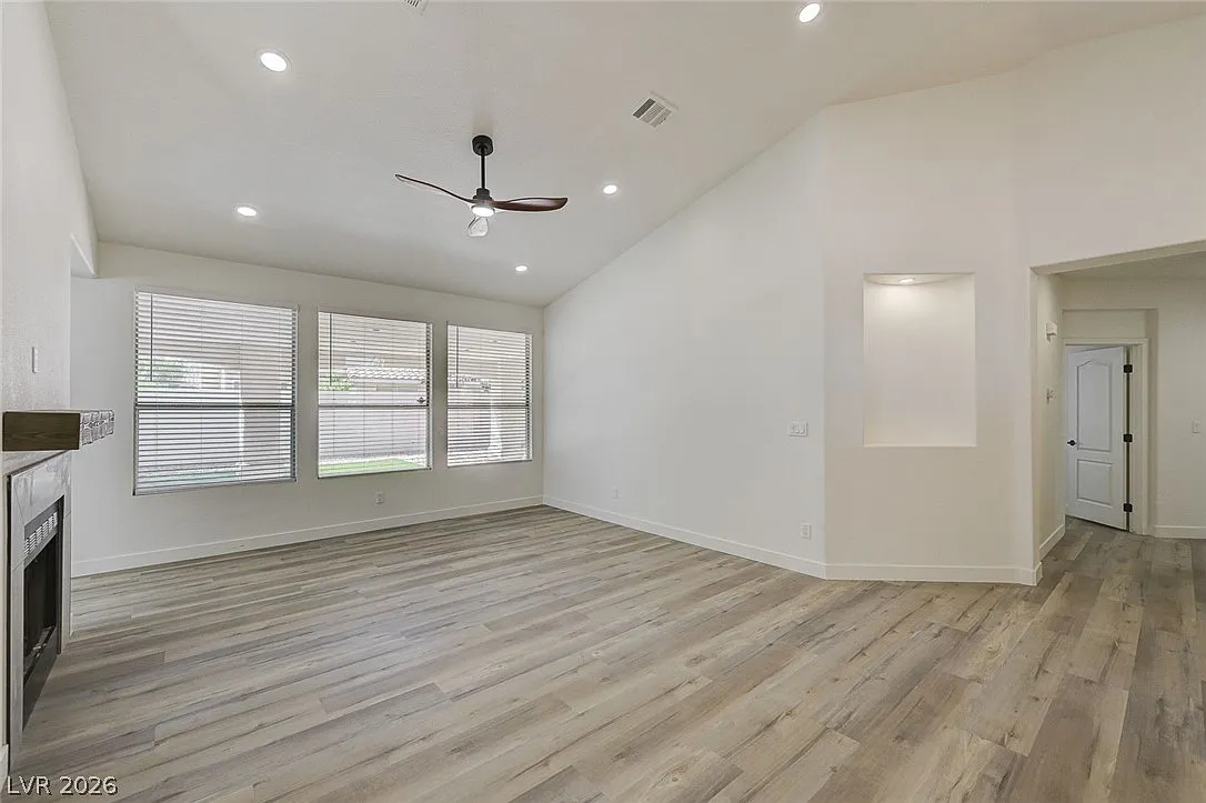 4 bed, 3.0 bath, 2178 sqft, $2,790 — Photo 3