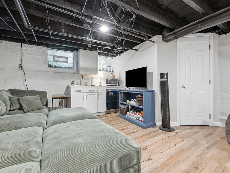 305 Centennial Ave — Photo 34