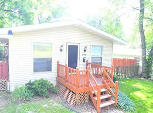 908 Longfellow Ave, Edwardsville, IL
