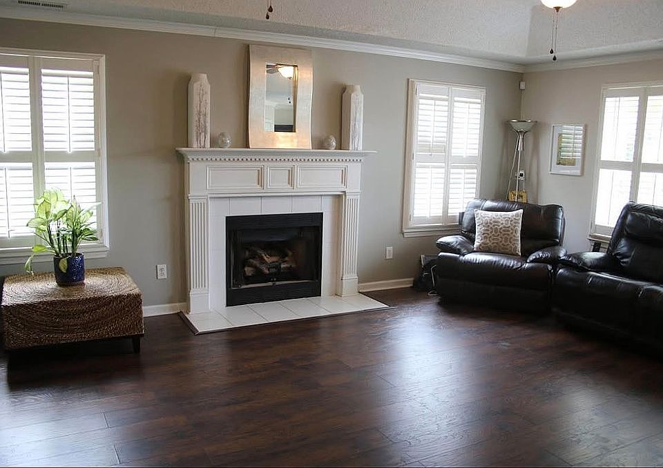 1st image of 202 Iron Wood Ct