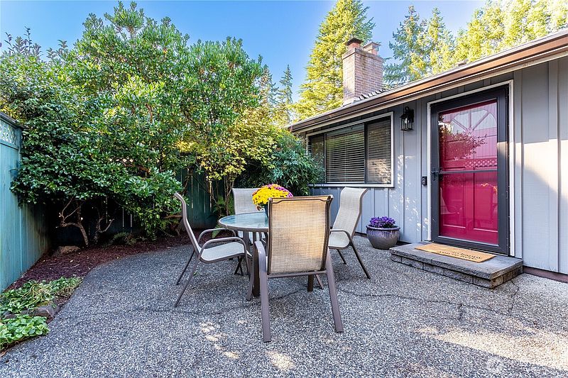 3rd image of 14836 SE 16th Street #10