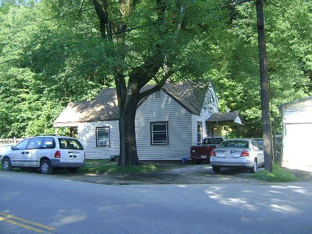 2nd image of 2416 State Route 243