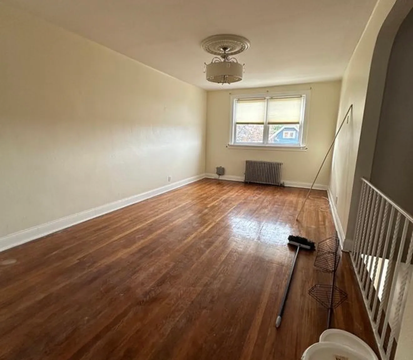 2 bed, 1000 sqft, $2,977 — Photo 3
