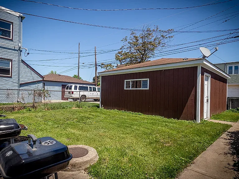 1905 Highland Ave — Photo 7