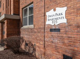 825 Iroquois St, Detroit, MI 48214