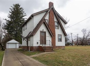 5314 Thomas St, Maple Heights, OH 44137