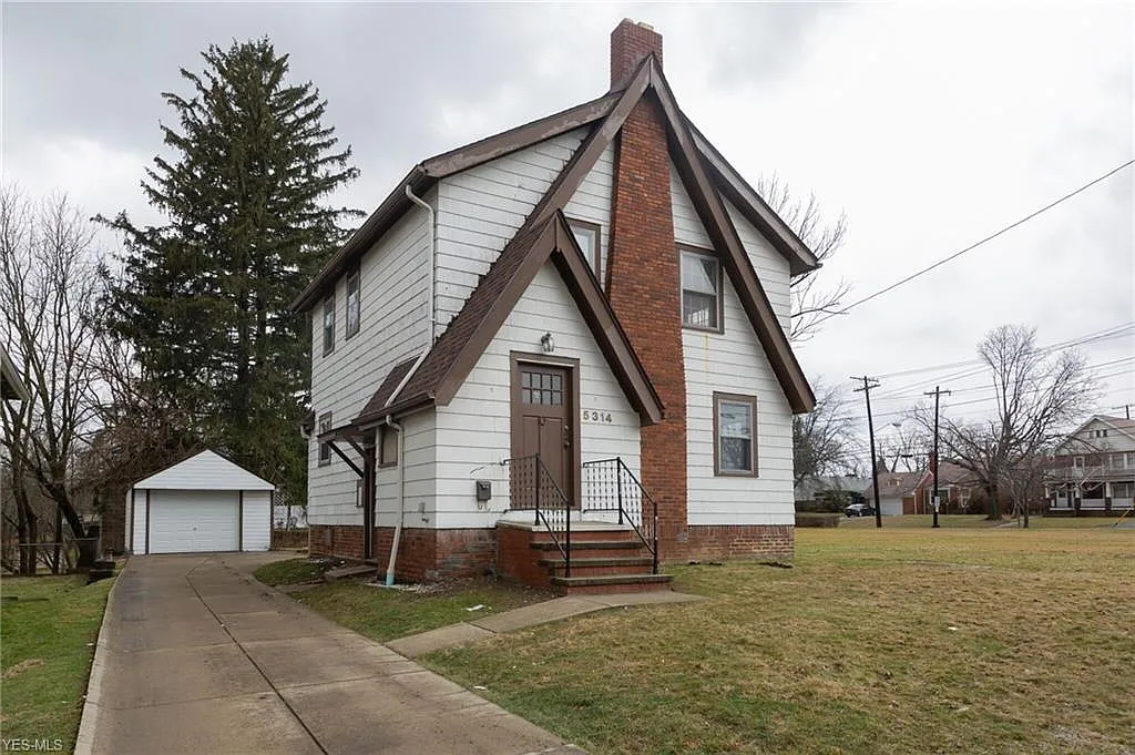 5314 Thomas St photo 1