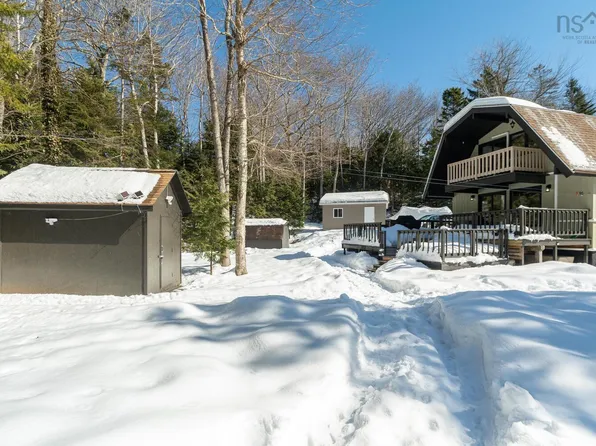 26 Anthony Ave, Halifax, NS B2T 1A3